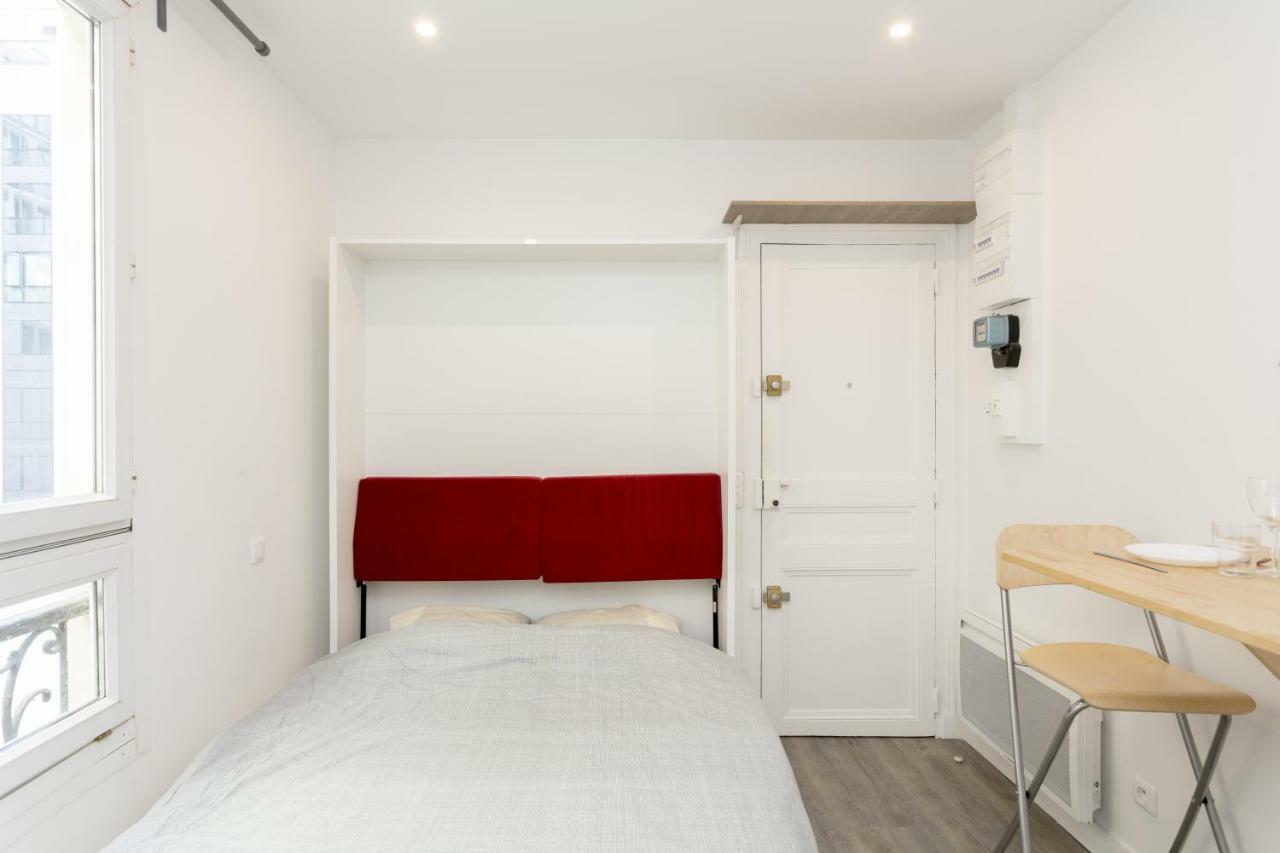 Appartement Studette de charme neuve proche invalides  à Paris Extérieur photo